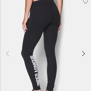 Black under armour “favorite” leggings